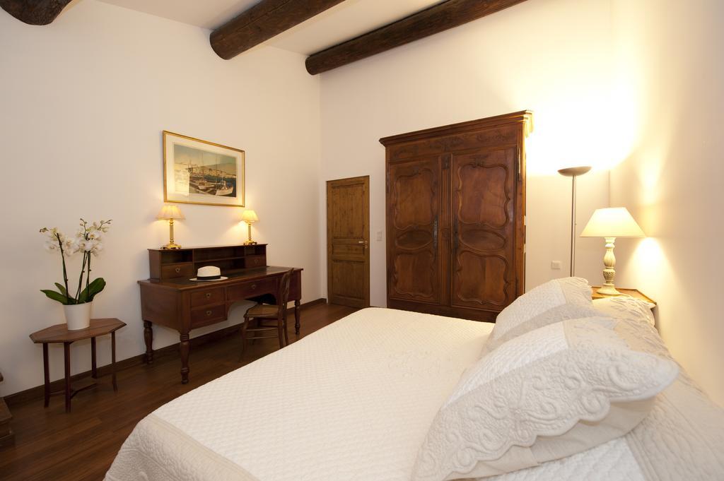 مالمور La Maison Du Peintre En Provence الغرفة الصورة
